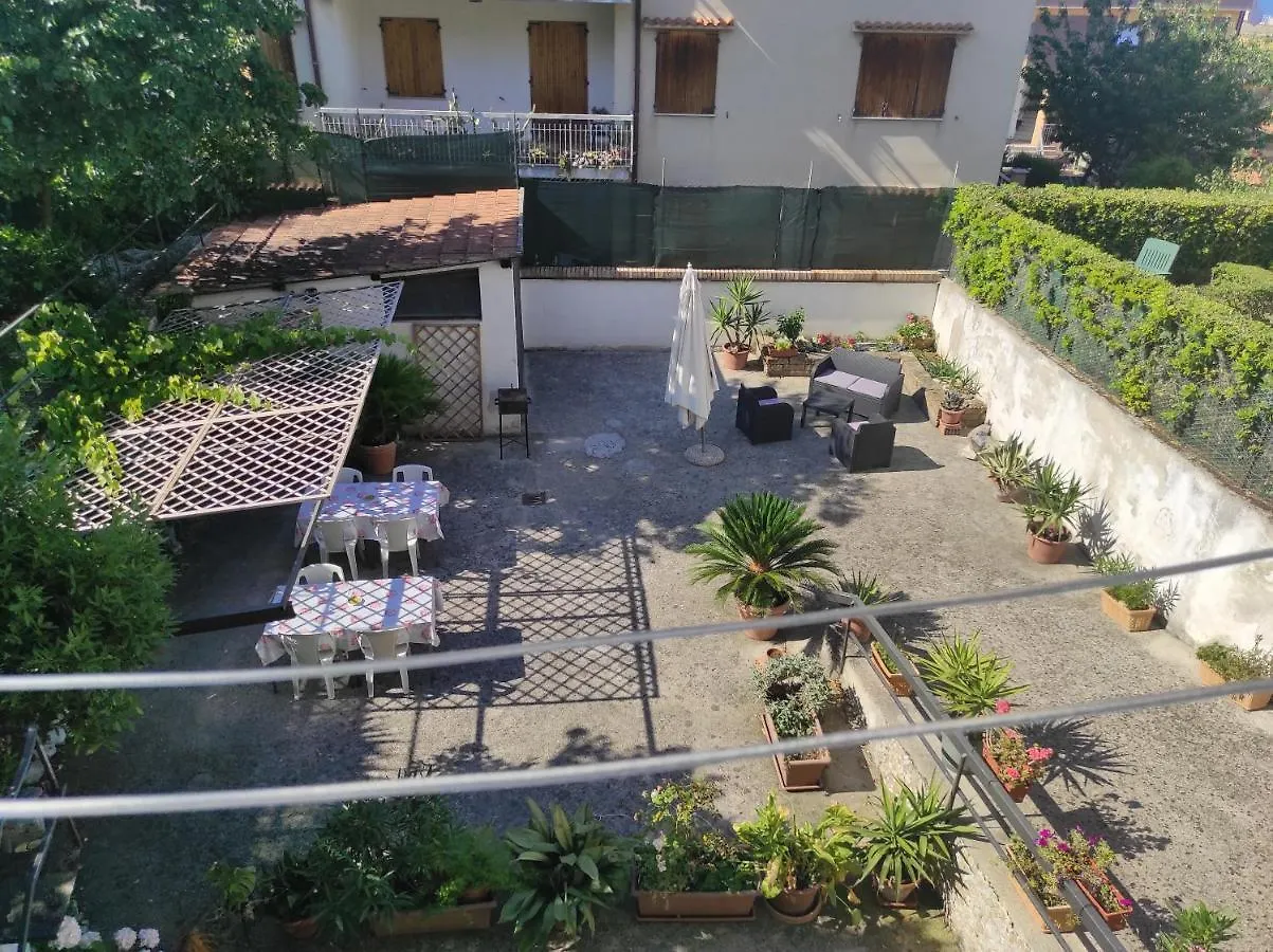 Aparthotel B&B Residenza Leonardo Falconara Marittima