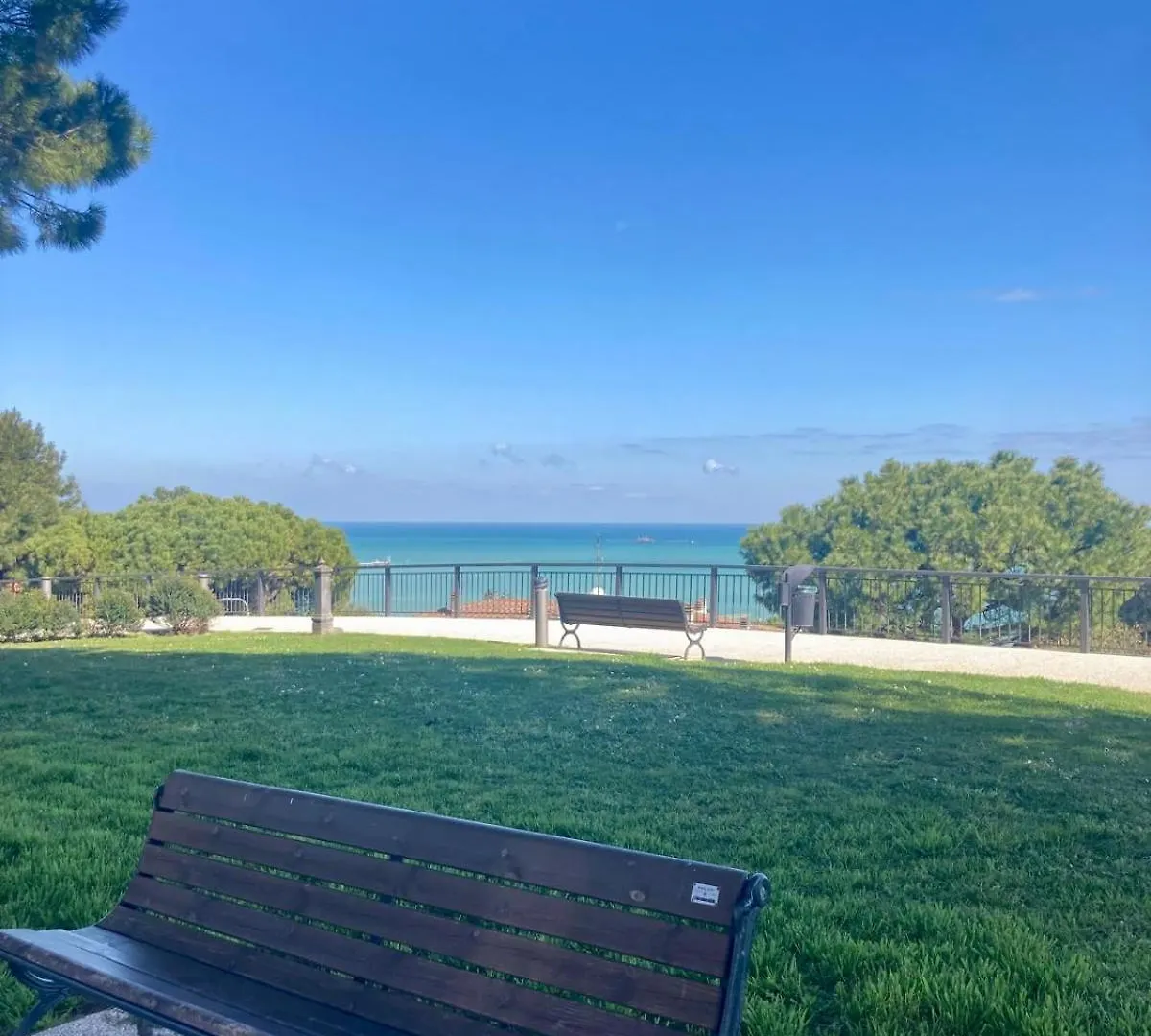 B&B Residenza Leonardo Falconara Marittima Aparthotel